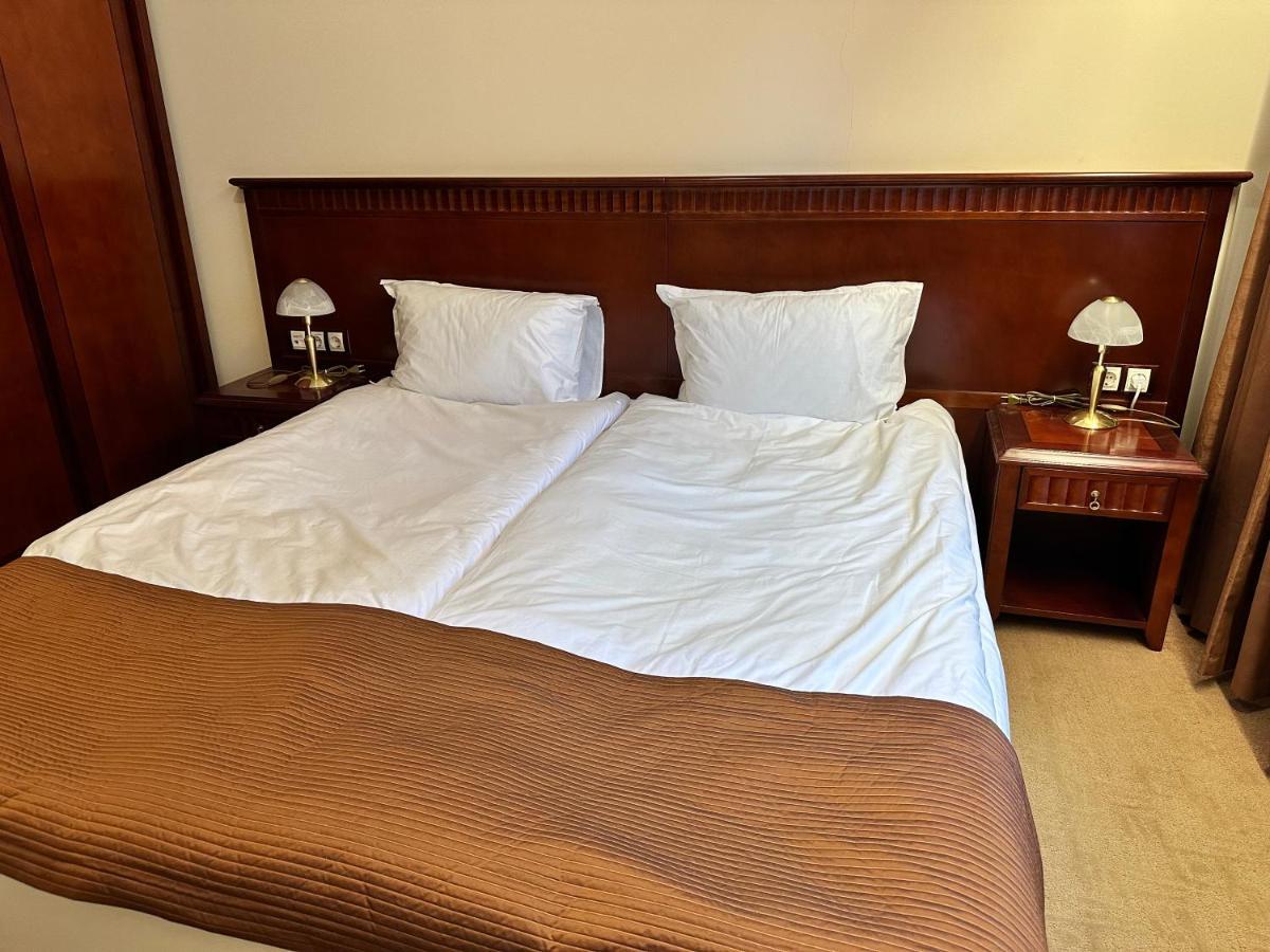 Great Apartments In Downtown Банско Экстерьер фото