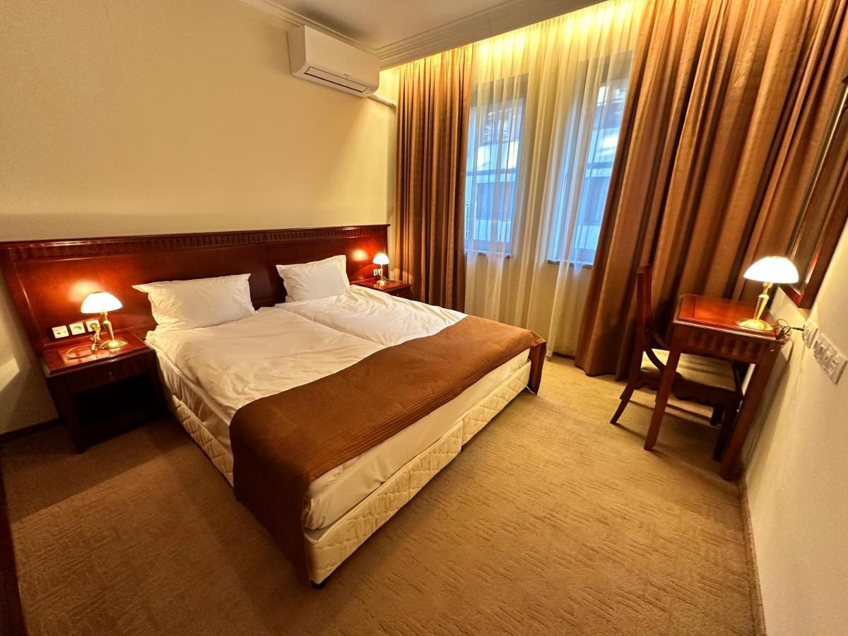 Great Apartments In Downtown Банско Экстерьер фото
