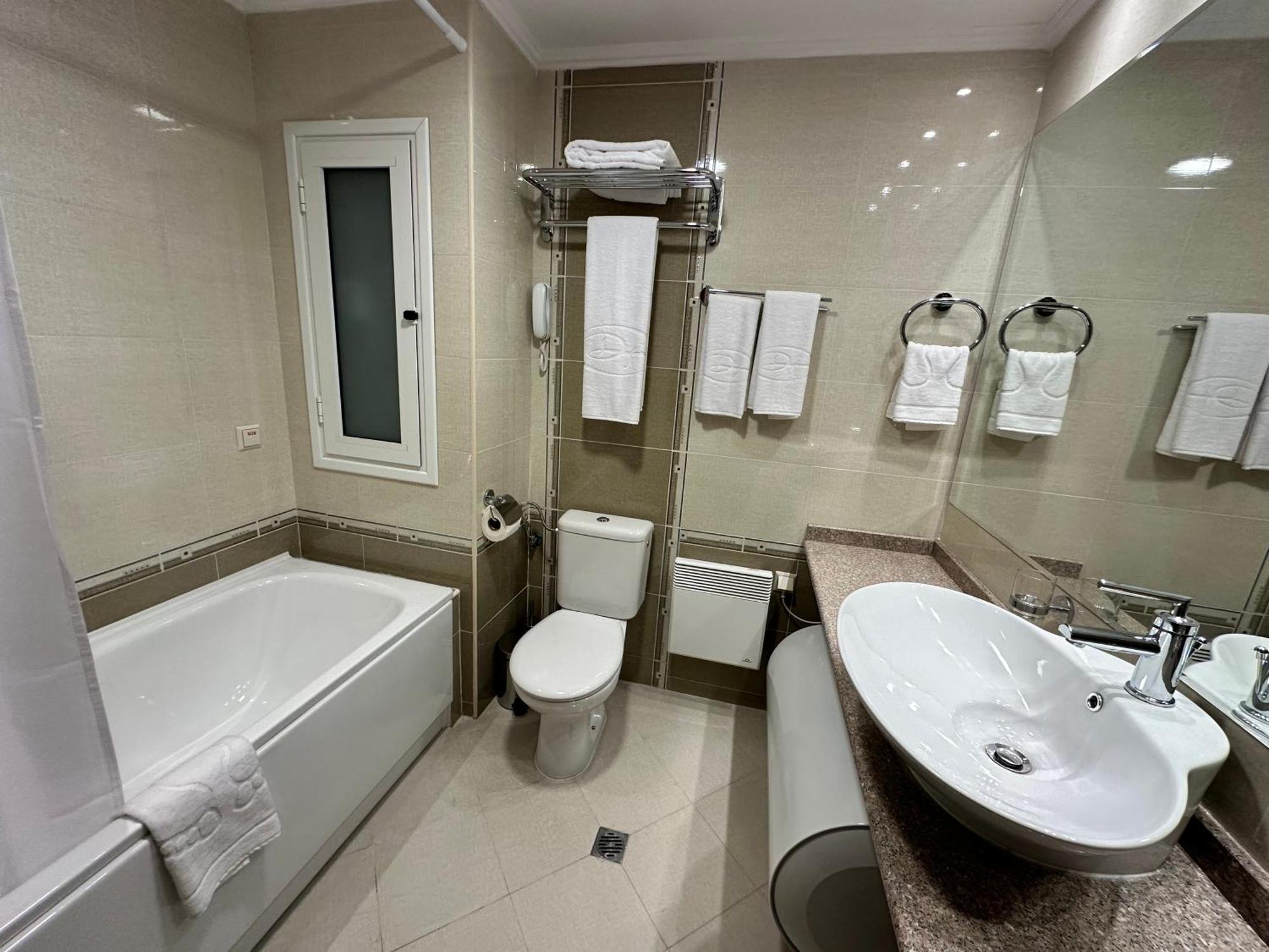 Great Apartments In Downtown Банско Экстерьер фото